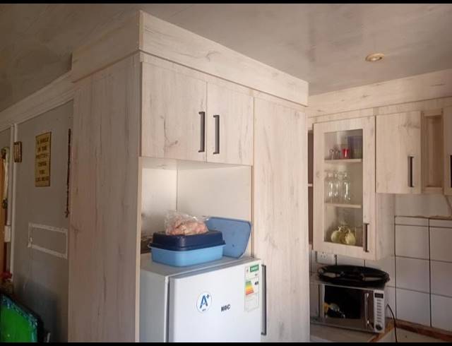 2 BEDROOM HOUSE FOR SALE IN SOSHANGUVE XX